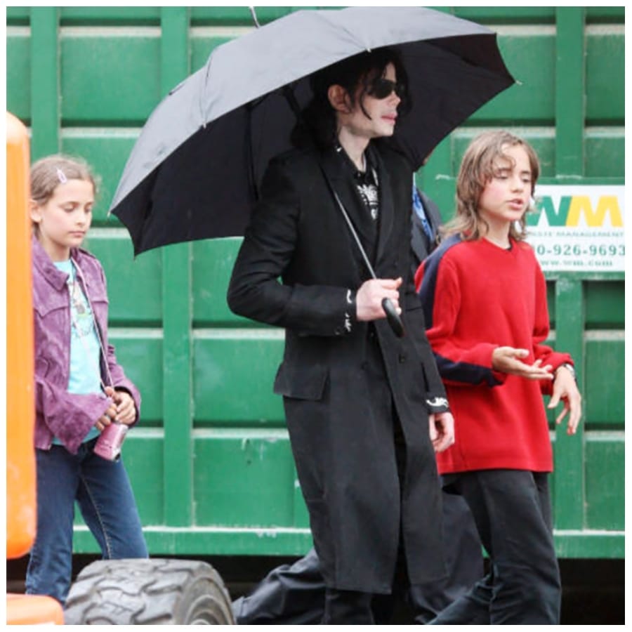 Conhe A Os Tr S Filhos De Michael Jackson E Que Eles Fazem Atualmente Worldtravelling